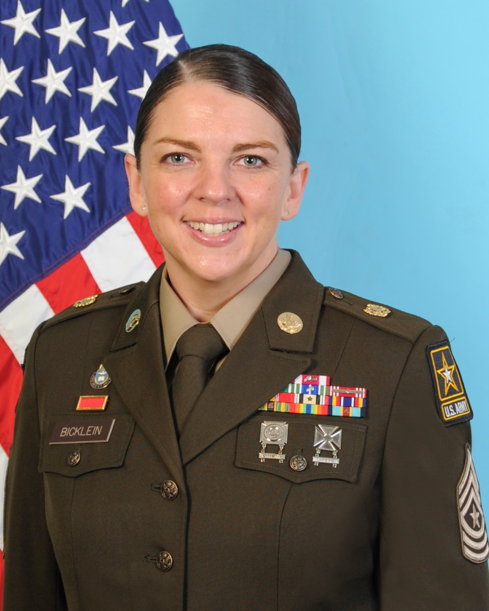 chaplain-corps-regimental-sergeant-major-article-the-united-states-army