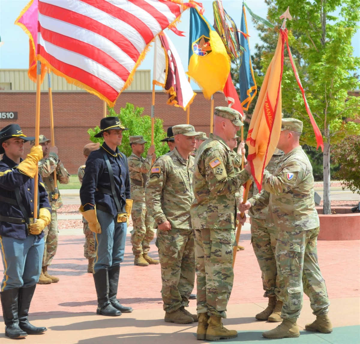 Garrison receives new CSM | Article | The United States Army