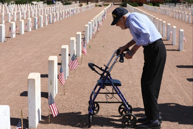 El Paso veteran visits fallen brother on Memorial Day