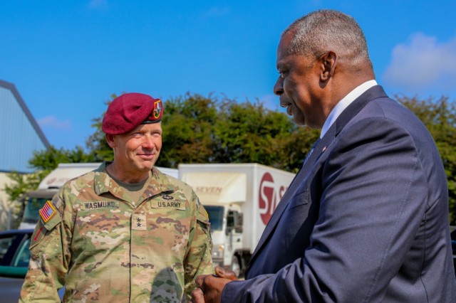 Soldiers in Normandy for D-Day meet Secretary of Defense