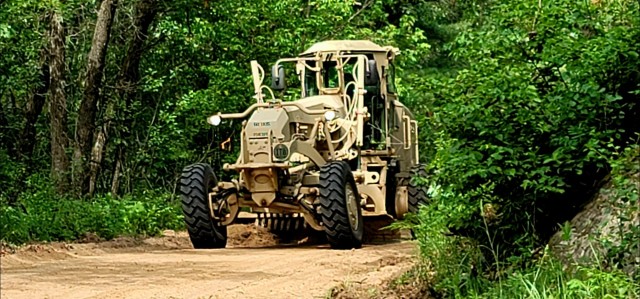 Army Reserve&#39;s 411th Engineer Company supports troop project at Fort McCoy