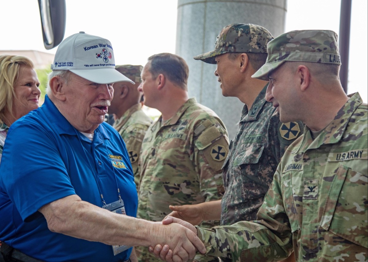 Eighth Army welcomes Korean War vets back to peninsula  Article  The United States Army