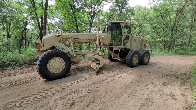 Army Reserve&#39;s 411th Engineer Company supports troop project at Fort McCoy