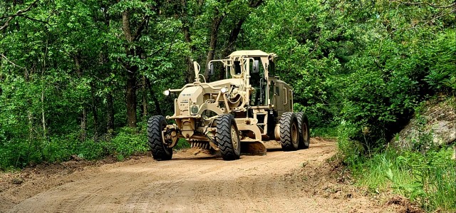 Army Reserve&#39;s 411th Engineer Company supports troop project at Fort McCoy