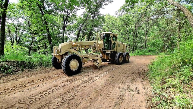 Army Reserve&#39;s 411th Engineer Company supports troop project at Fort McCoy