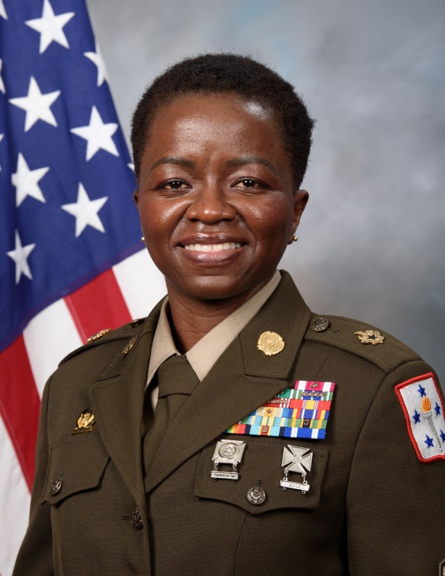Contracting NCO named TRADOC Educator of the Year | Article | The ...