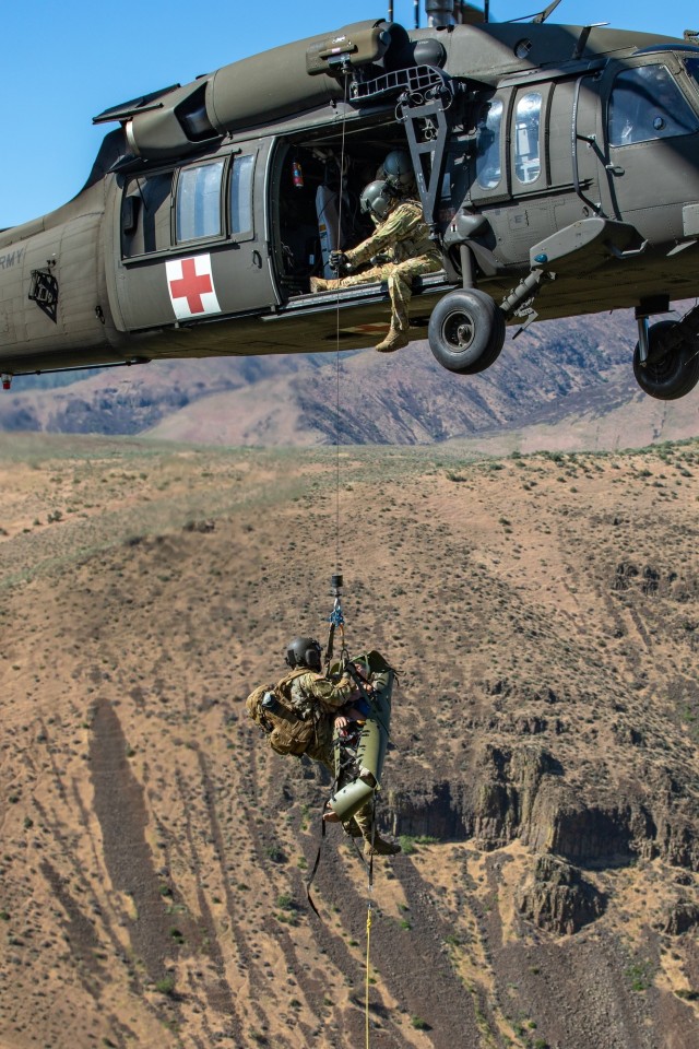 USAAAD trains with civilian search and rescue