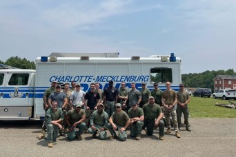 US Army Explosive Ordnance Disposal techs train with Charlotte Police Bomb Squad