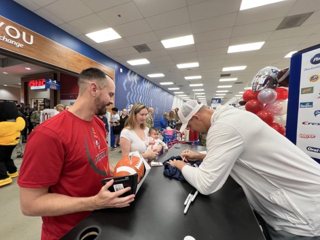 Gronk pays a visit to hundreds of Fort Liberty Family members