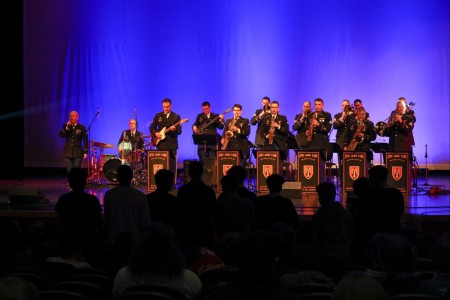 77th Army Band plays at Texas Rangers game, Article