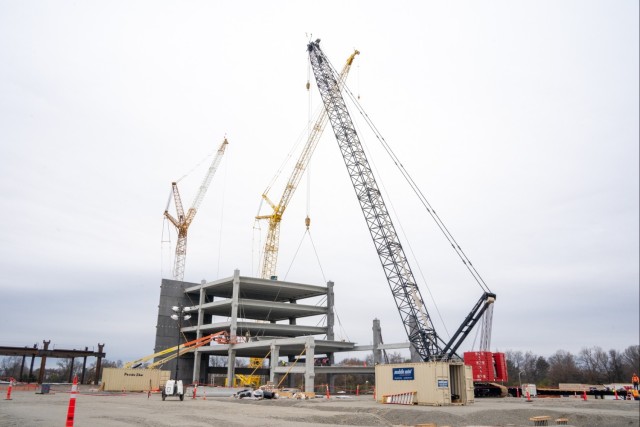 Construction work continues at the site of the Louisville VA Medical Center Dec. 21, 2022.