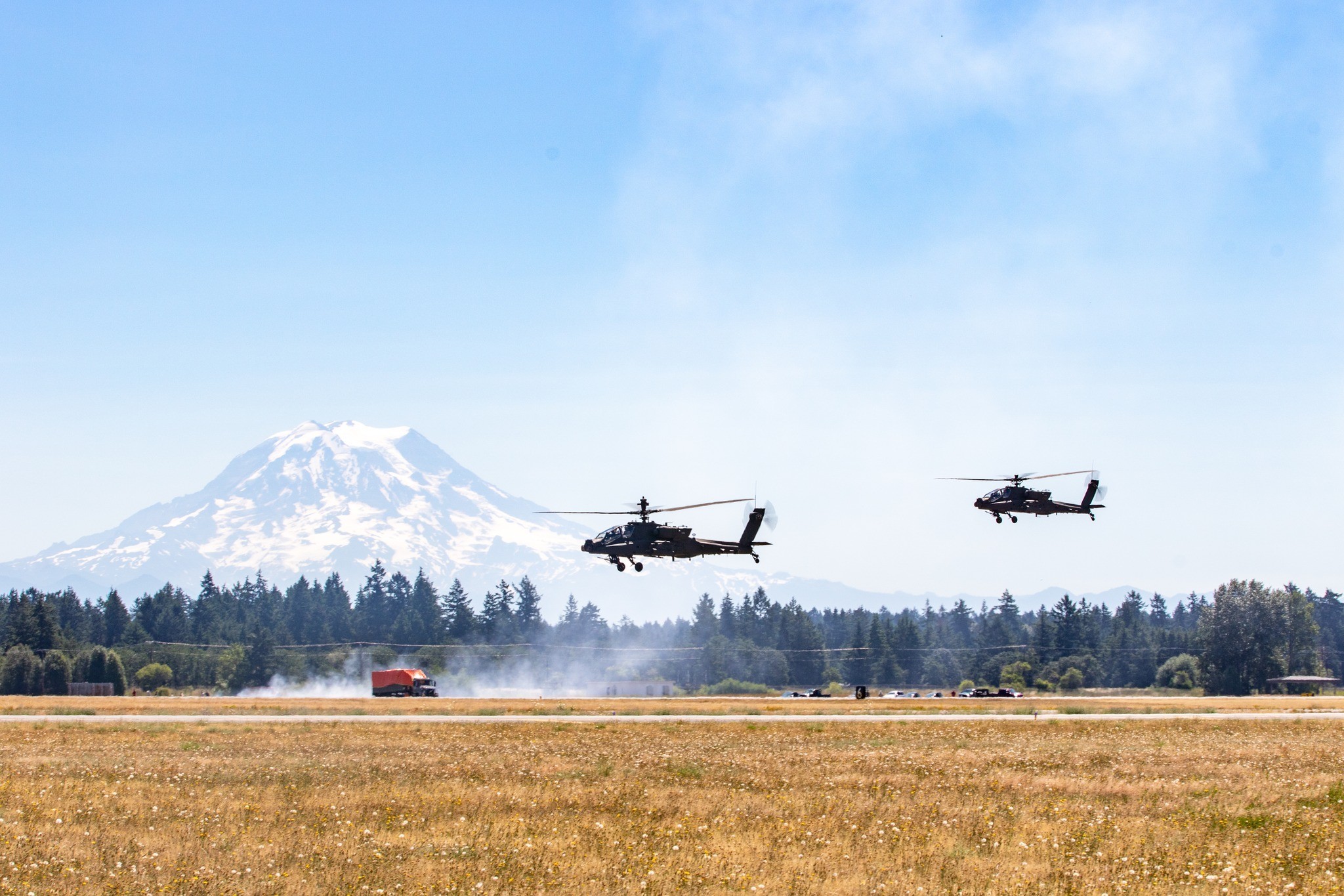 JBLM’s airshow soars to 80,000 visitors Article The United States Army