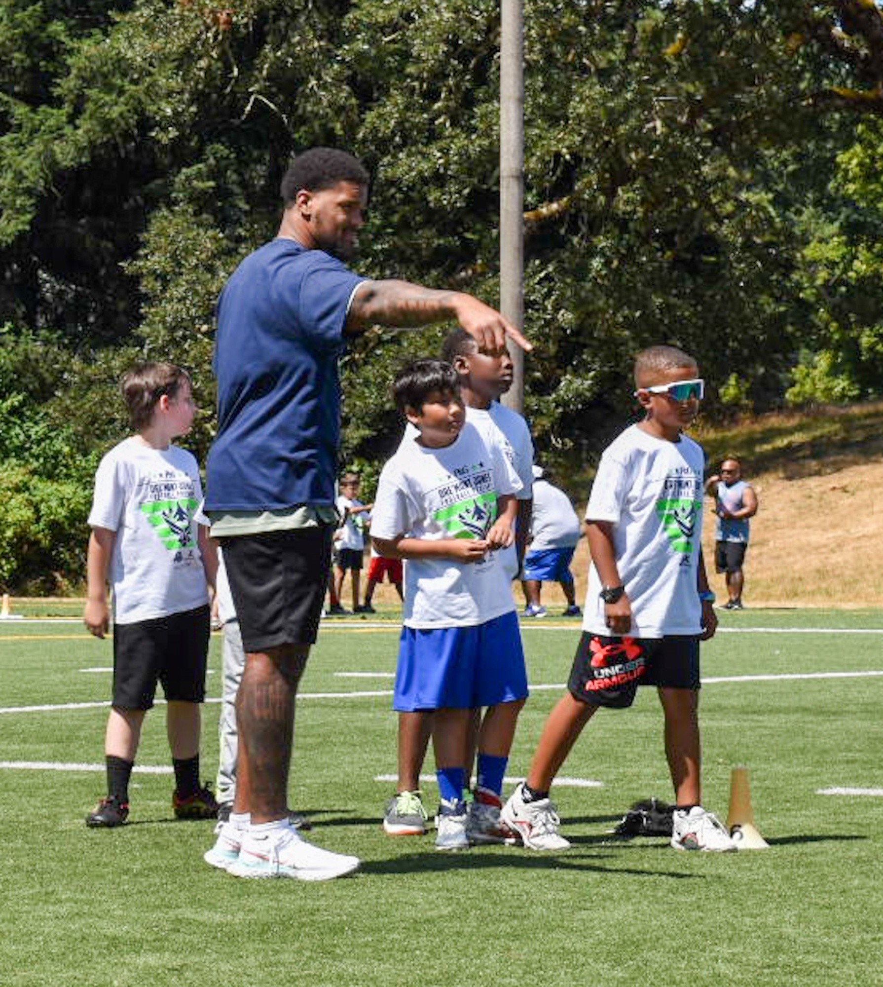 Seahawks player aims to inspire JBLM youth, Article