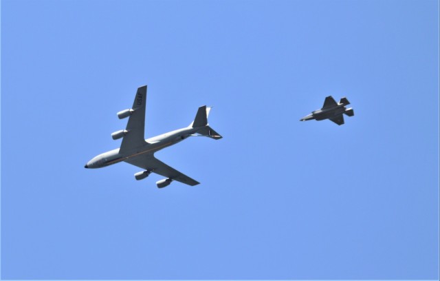 Wisconsin Air National Guard aircraft, crews conduct training practice in Fort McCoy airspace