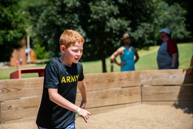 Iowa military youth make connections during annual summer camp