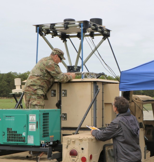 C5ISR Center personnel conduct testing at Network Modernization Experiments 22 at Joint Base McGuire-Dix-Lakehurst, N.J., in June 2022. 