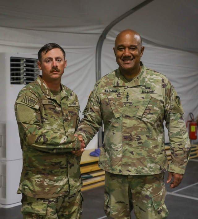 Iron Soldier perform life-saving actions, recognized by USAREUR-AF Commander