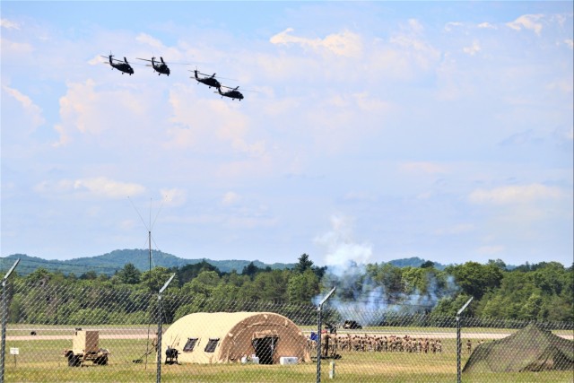 Wisconsin National Guard&#39;s 1st Battalion, 147th Aviation Regiment supports airshow &#39;dress rehearsal&#39; event at Fort McCoy