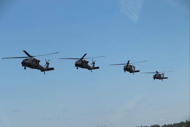 Wisconsin National Guard&#39;s 1st Battalion, 147th Aviation Regiment supports airshow &#39;dress rehearsal&#39; event at Fort McCoy