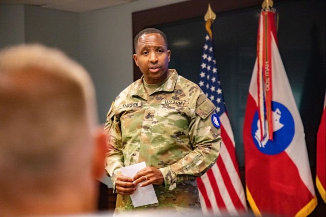 Patched In: ARSOUTH Welcomes New Deputy Commander