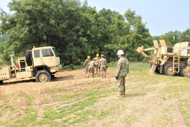 RTS-Maintenance course trains Soldiers on vehicle recovery, more at Fort McCoy