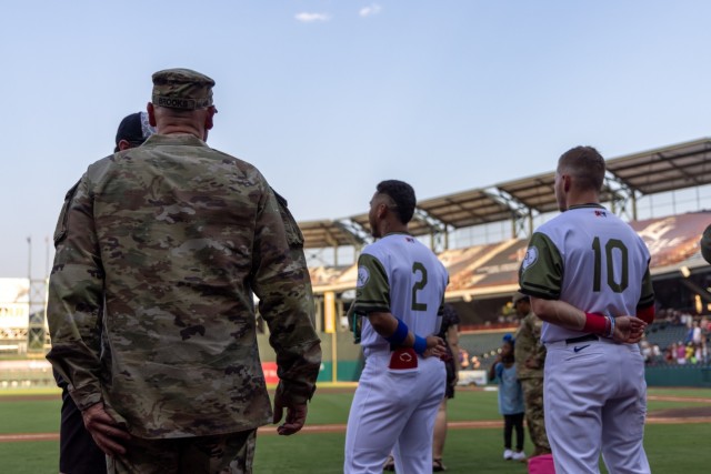 Future Soldiers step up to the plate at Oklahoma City Dodgers&#39; Military Appreciation Night