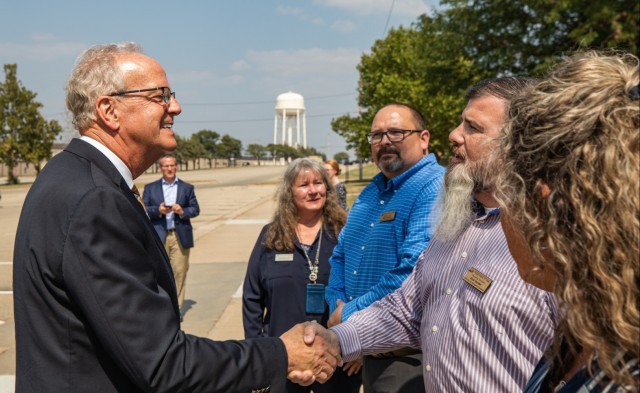 25th Secretary of the Army Visits Fort Riley