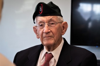 100-year-old WWII veteran receives special forces honor  