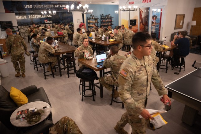 Soldiers enjoy lunch at the Fort Cavazos USO during the Power Hour event. (U.S. Army photo by Eric Franklin, Fort Cavazos Public Affairs)