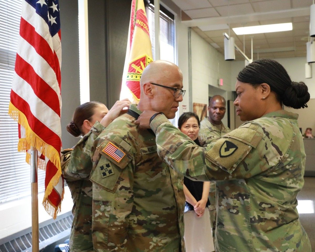 Ivy Division NCO Is Presented The Order Of Martin Of Tours Award ...