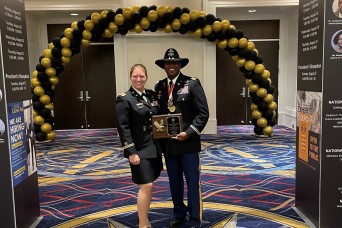 Army aviator lauded for diversity outreach efforts