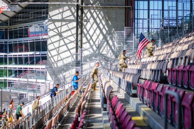 Germans, Americans honor 9/11 victims during memorial stair climb