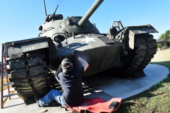 ‘Old tankers never die, they just retire, again’ – Former armored Soldier paints Fort Knox tanks