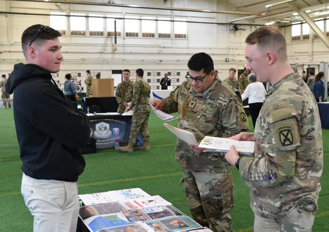 Chaplains help new 10th Mountain Division Soldiers, spouses get ‘connected’ at Fort Drum