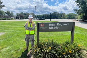ROTC Cadet spends internship at New England District