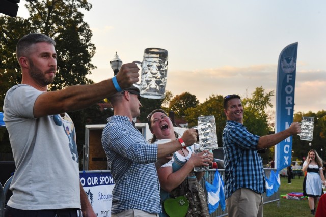 Fort Knox community raises a glass to Oktoberfest 2023