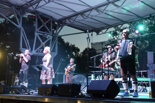 Fort Knox community raises a glass to Oktoberfest 2023