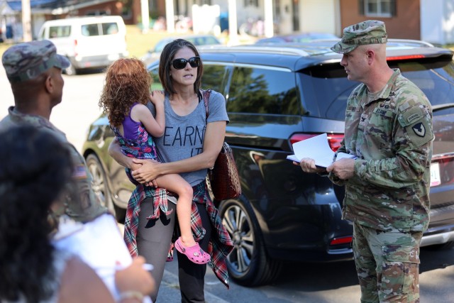 Garrison commander and key housing officials tour Chestnut Glen community