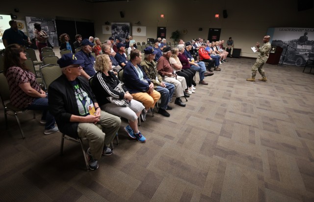 Members of LST Association visit Fort Knox during Louisville reunion