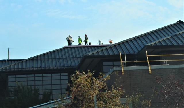 Army Corps of Engineer-led project underway for new roofing at building at Fort McCoy