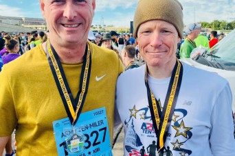 USASAC leadership runs Ten Miler