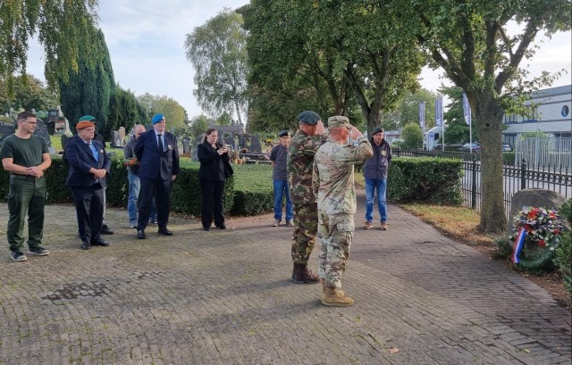 AFSBn-Benelux takes part in 80-year commemoration of downed WWII B-17 bomber, crew