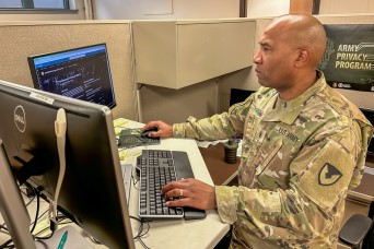 MOS Spotlight: Soldier ensures network connectivity as 255A Data Operations Warrant Officer