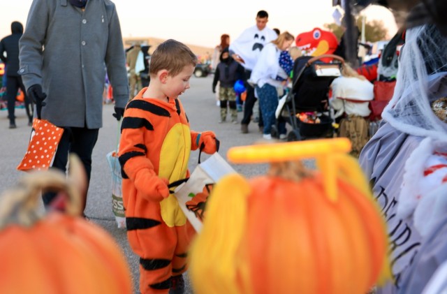 Volunteers brew up event to bring community together for Halloween