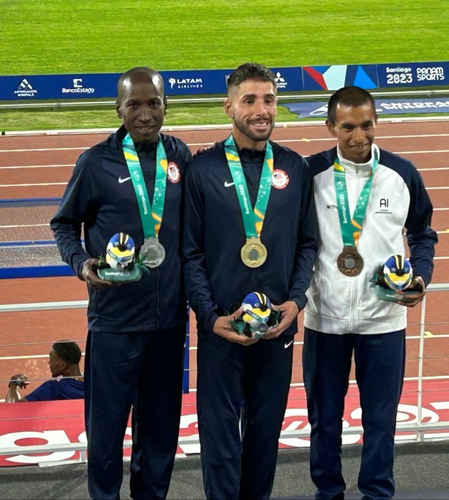 Capt. Sam Chelanga wins silver in the men&#39;s 10,000-meter run at the Pan American Games