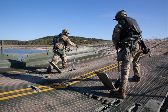 US Army Soldiers assigned to Fort Cavazos conduct exercise Remagen Ready 24-1