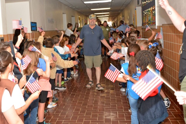 White Sands School delivers a spirited tribute for Veterans Day 2023