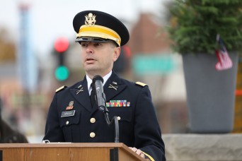 Army Reserve officer pays tribute to service members during Veteran’s Day ceremony