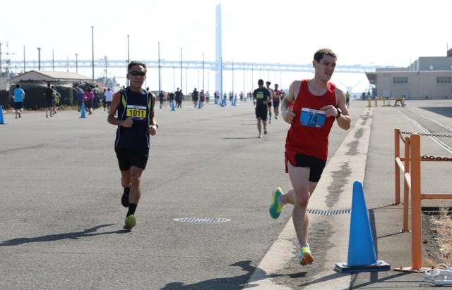 Running festival returns to Yokohama North Dock after four years, draws nearly 1,000 visitors