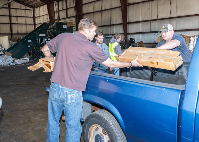 Fort Leonard Wood collects tons of e-waste on America Recycles Day ...